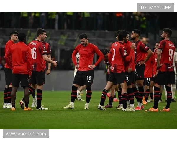 巴尔德斯与马里亚加的精彩对决揭示足球战术的博弈与魅力 巴尔德斯与马里亚加的精彩对决揭示足球战术的博弈与魅力