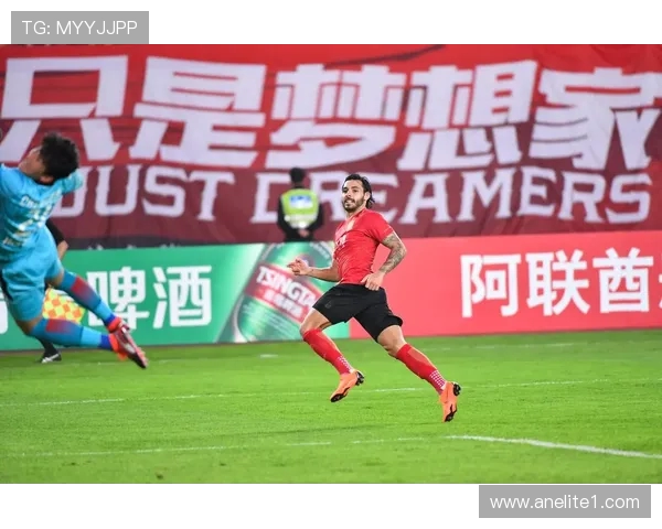 广州恒大迎战天津队全力争胜力争积分榜前列 广州恒大迎战天津队全力争胜力争积分榜前列