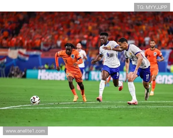 葡萄牙与波兰精彩对决集锦回顾球星表现与战术分析全景呈现 葡萄牙与波兰精彩对决集锦回顾球星表现与战术分析全景呈现